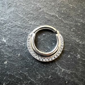 Maria Tash 14kt White Gold Dhara Clicker 14g 3/8”